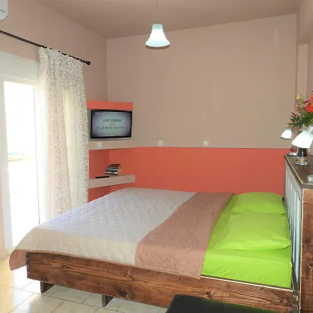Zako Apartmanhotel Limenária